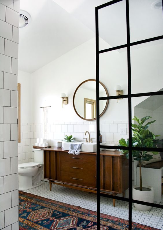 łazienka rustykalna, łazienka w stylu farmhouse, jak urządzić stylową łazienkę, trendy łazienkowe, łazienka w skandynawskim stylu