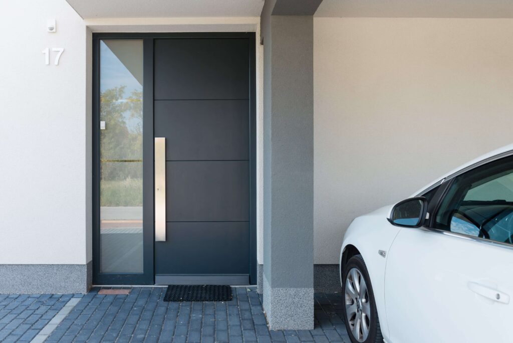drzwi zewnętrzne, drzwi wejściowe, zewnętrzne drzwi wejściowe, drzwi zewnętrzne z aluminium, aluminiowe drzwi zewnętrzne, eleganckie drzwi